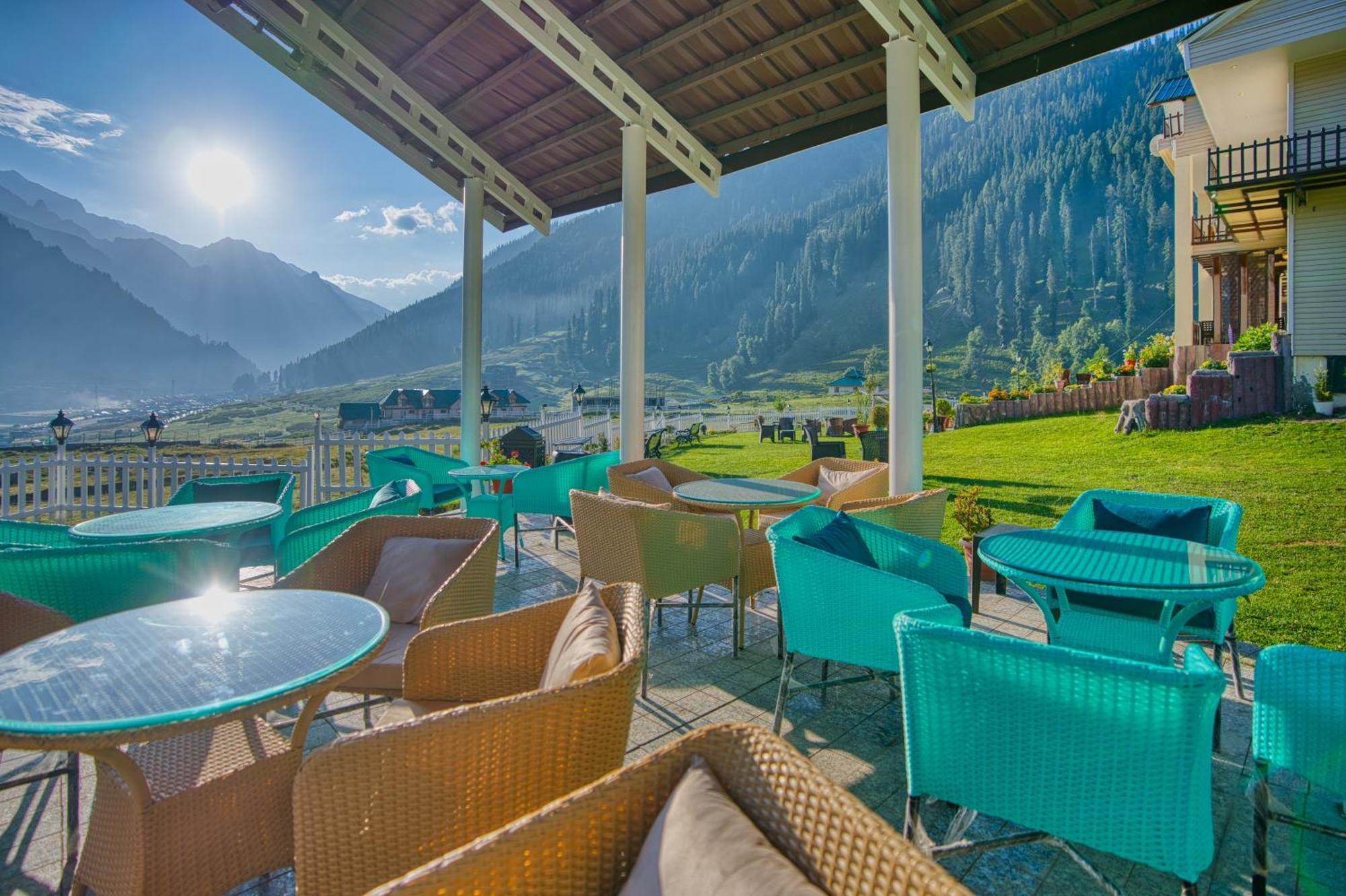 Golden Meadows Hotels & Resorts Sonamarg Luaran gambar